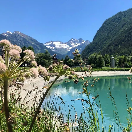 Au Rascard Pensión 3*